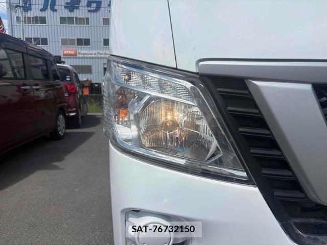 Nissan NV350 Caravan 2017-11 8373152-15