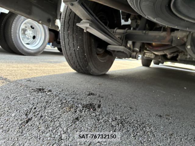 Nissan NV350 Caravan 2017-11 8373152-8