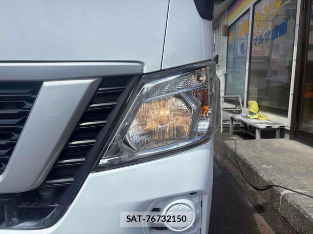 Nissan NV350 Caravan 2017-11 8373152-9
