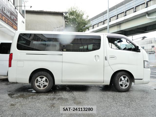 Nissan NV350 Caravan 2014-07 8373804-3