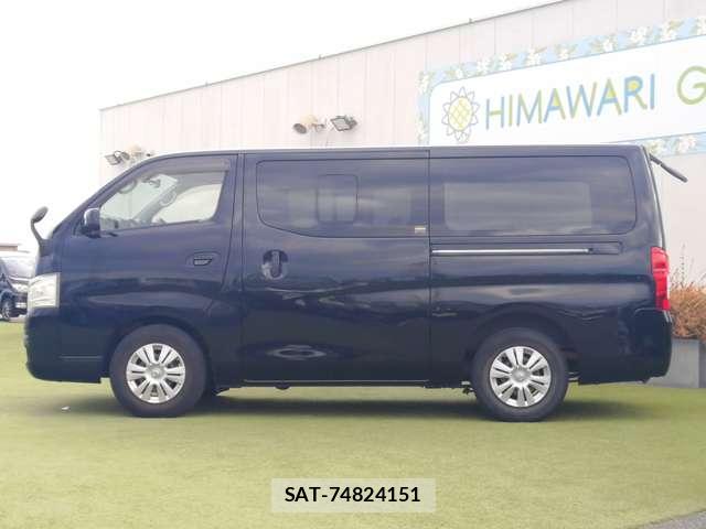 Nissan NV350 Caravan 2016-03 8374031-16