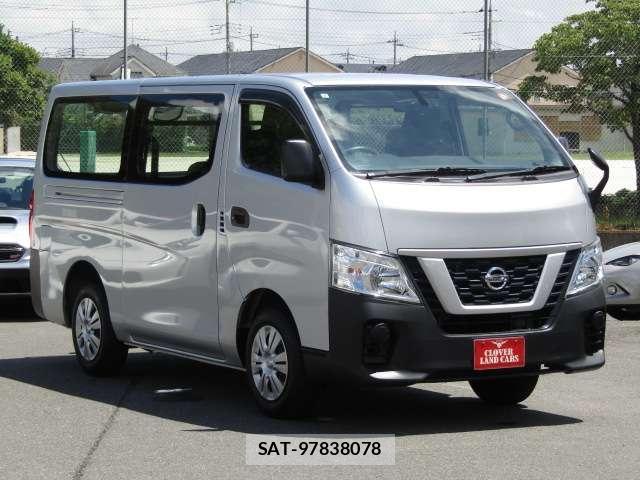 Nissan NV350 Caravan 2021-07 8374043-0