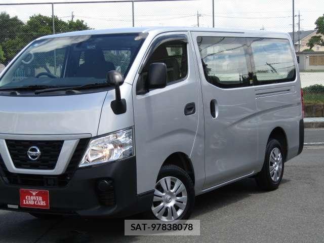 Nissan NV350 Caravan 2021-07 8374043-13