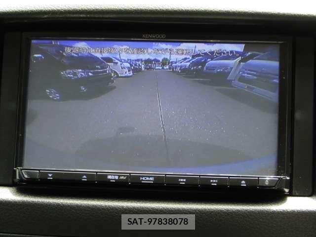 Nissan NV350 Caravan 2021-07 8374043-6