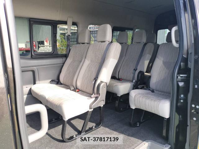 Nissan CARAVAN WAGON 2017-01 8373567-12