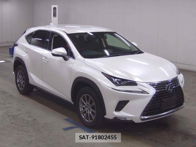 Lexus NX 2019-07 8372507-4