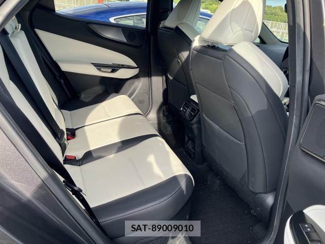 Lexus NX 2023-03 8372739-6