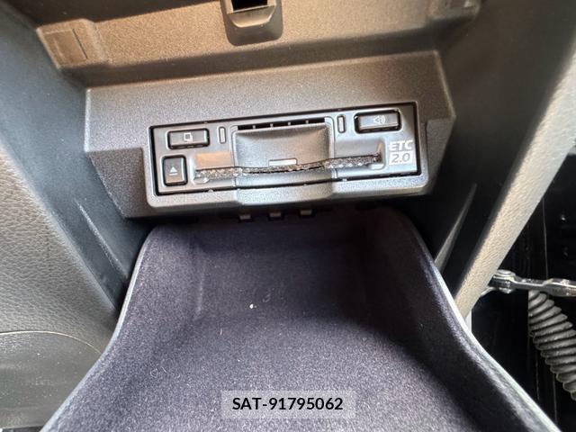 Lexus NX 2023-02 8373738-4
