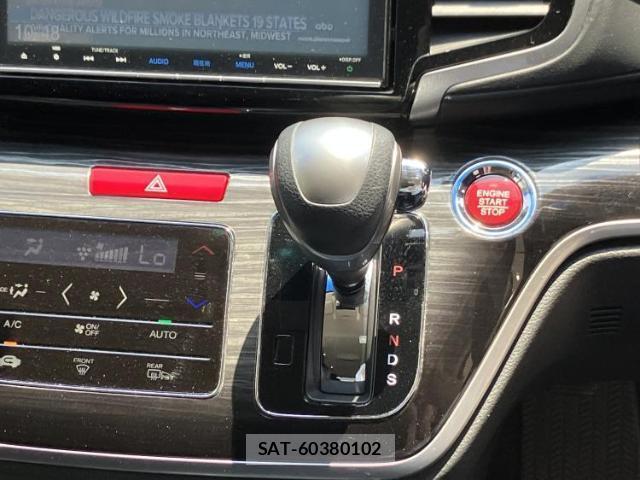 Honda ODYSSEY 2017-11 8374284-17