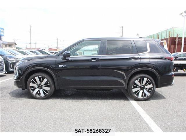 Mitsubishi OUTLANDER PHEV 2025-08 8373530-11