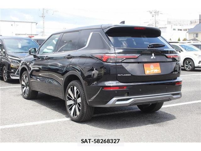Mitsubishi OUTLANDER PHEV 2025-08 8373530-12