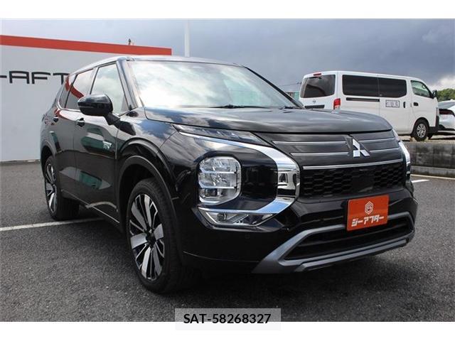 Mitsubishi OUTLANDER PHEV 2025-08 8373530-8