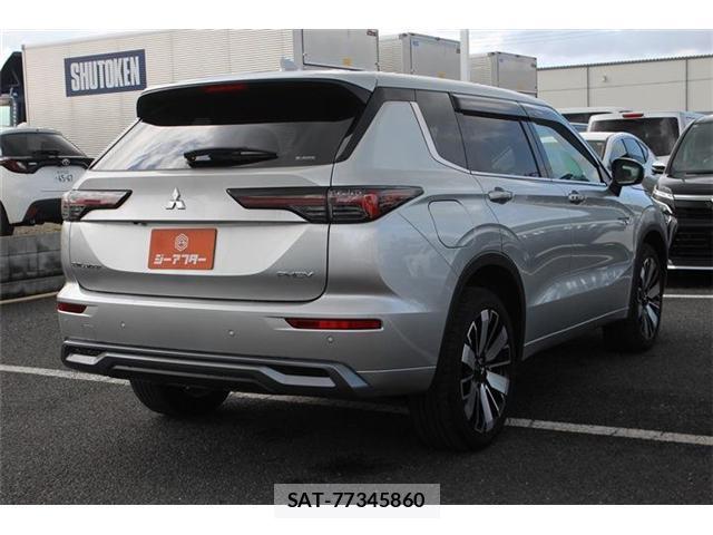Mitsubishi OUTLANDER PHEV 2024-12 8373534-13