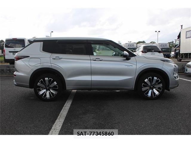 Mitsubishi OUTLANDER PHEV 2024-12 8373534-14