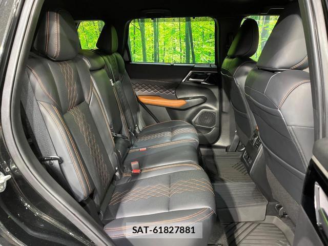 Mitsubishi OUTLANDER PHEV 2022-07 8373594-9