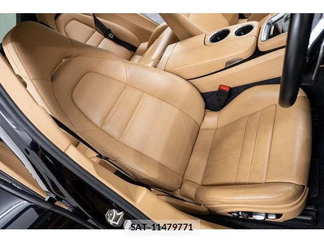 Porsche PANAMERA 2019-12 8373458-11