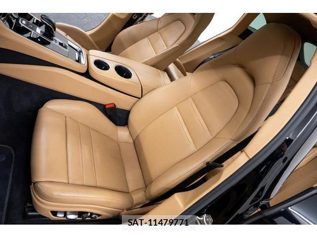 Porsche PANAMERA 2019-12 8373458-12