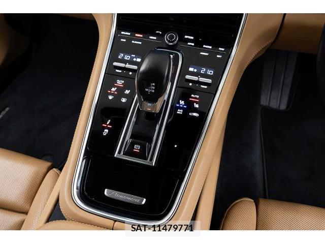 Porsche PANAMERA 2019-12 8373458-19
