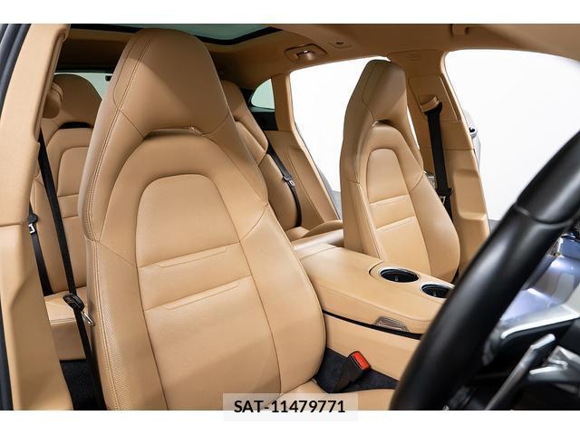 Porsche PANAMERA 2019-12 8373458-3