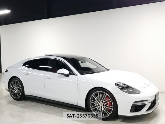 Porsche PANAMERA 2019-12 8374343-1