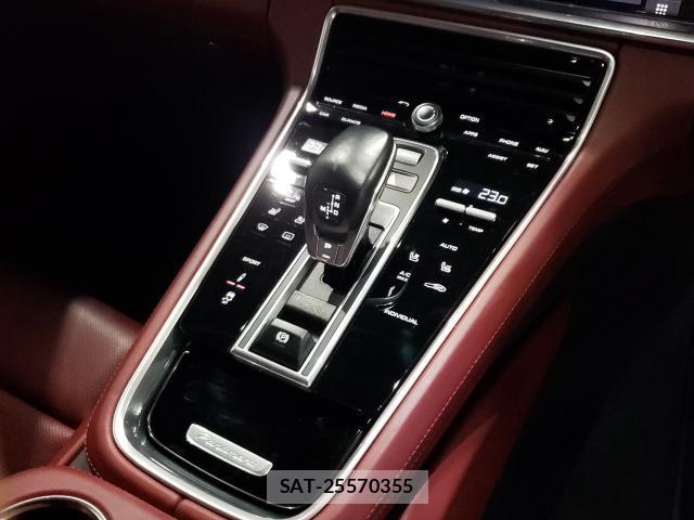 Porsche PANAMERA 2019-12 8374343-5