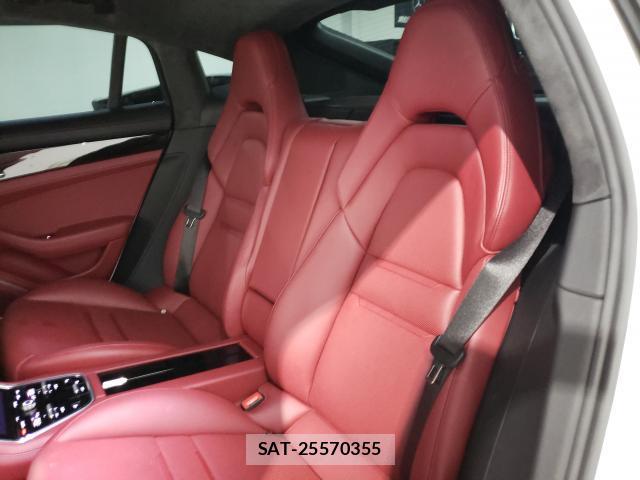 Porsche PANAMERA 2019-12 8374343-9