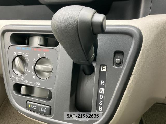 Toyota PASSO 2016-11 8372536-16