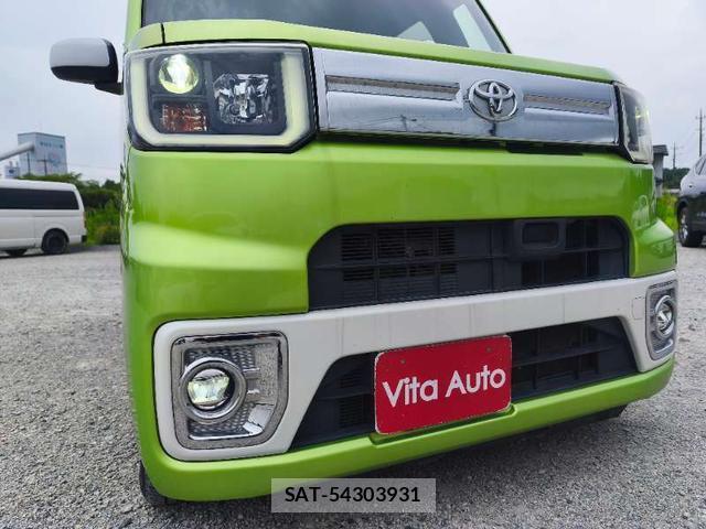Toyota Pixis Mega 2016-08 8372764-6