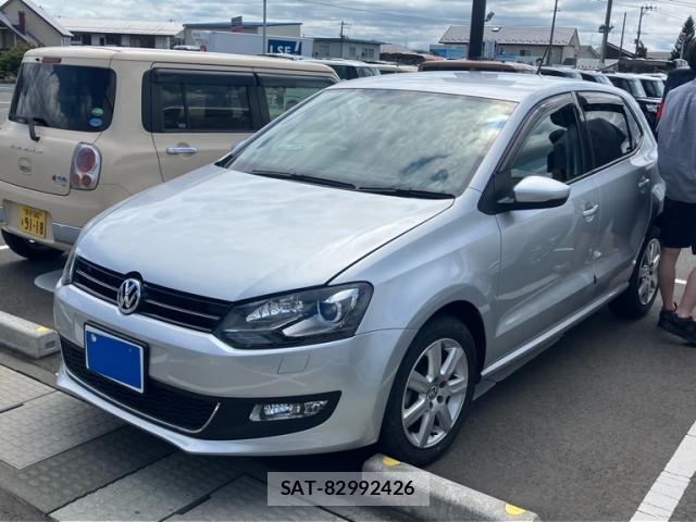 VolksWagen POLO 2014-02 8373242-0