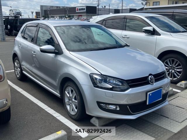 VolksWagen POLO 2014-02 8373242-2