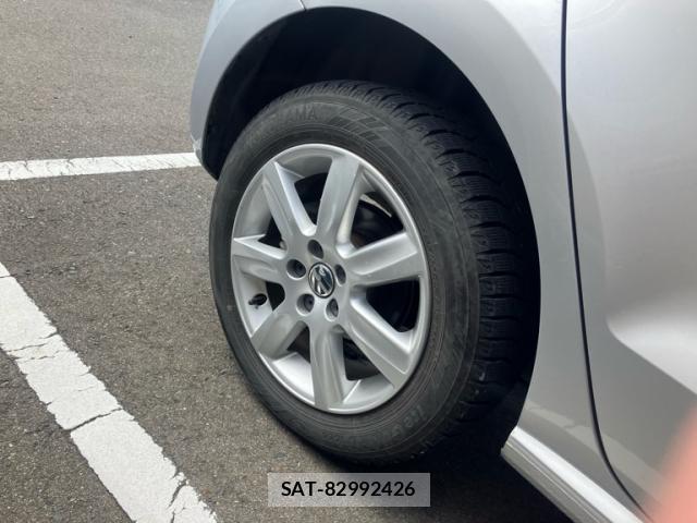 VolksWagen POLO 2014-02 8373242-4