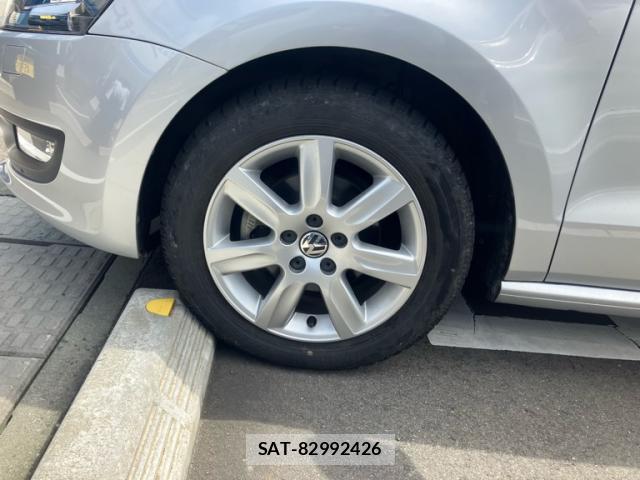 VolksWagen POLO 2014-02 8373242-6
