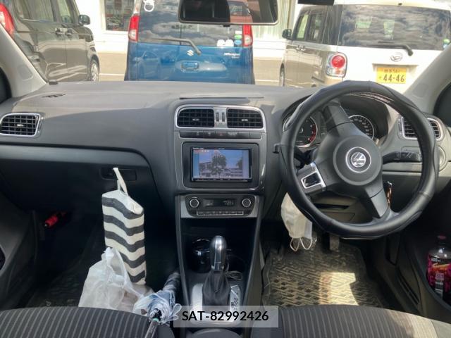 VolksWagen POLO 2014-02 8373242-8