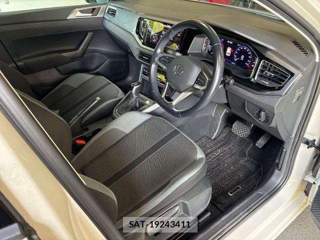 VolksWagen POLO 2022-06 8373832-3