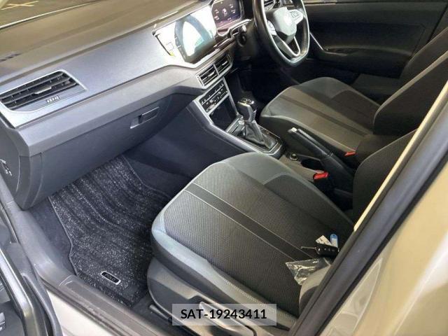 VolksWagen POLO 2022-06 8373832-4