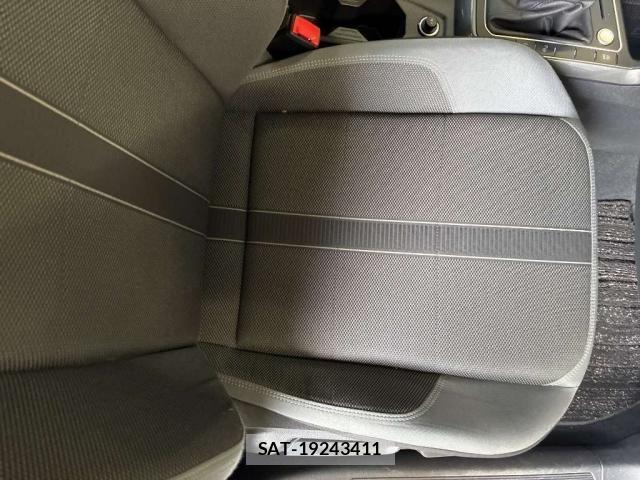 VolksWagen POLO 2022-06 8373832-5
