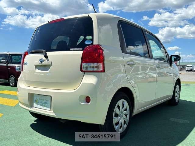 Toyota PORTE 2016-03 8373570-1