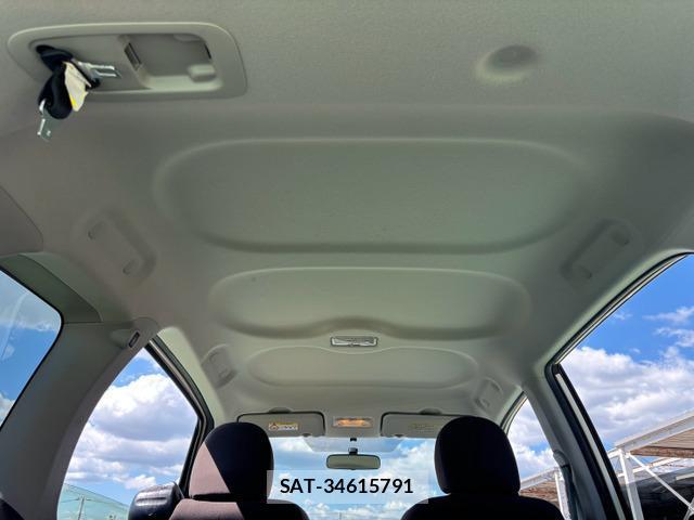 Toyota PORTE 2016-03 8373570-13