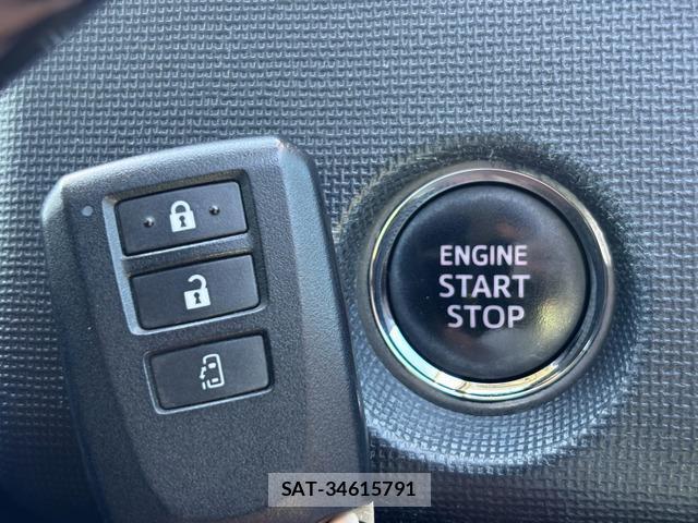 Toyota PORTE 2016-03 8373570-5