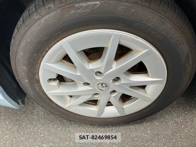 Toyota PRIUS ALPHA 2012-01 8372972-12