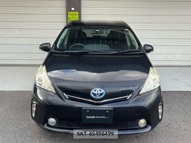 Toyota PRIUS ALPHA 2012-10 8372997-1