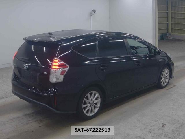Toyota PRIUS ALPHA 2015-12 8373109-1