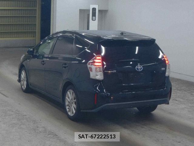Toyota PRIUS ALPHA 2015-12 8373109-3