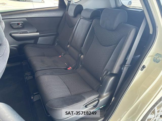 Toyota PRIUS ALPHA 2015-06 8373566-10