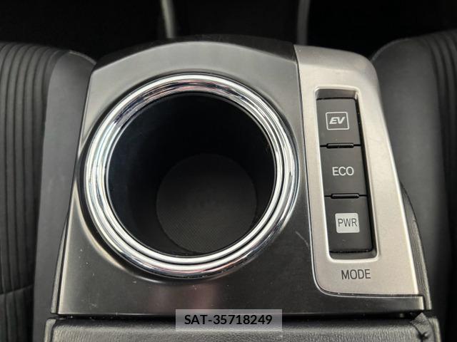 Toyota PRIUS ALPHA 2015-06 8373566-12