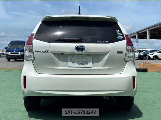 Toyota PRIUS ALPHA 2015-06 8373566-17