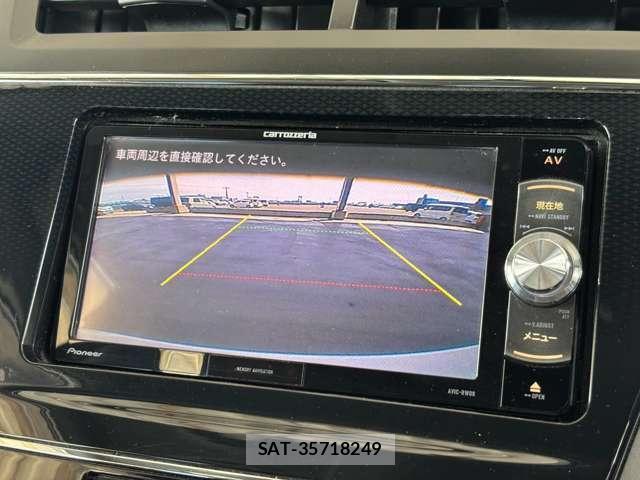 Toyota PRIUS ALPHA 2015-06 8373566-5