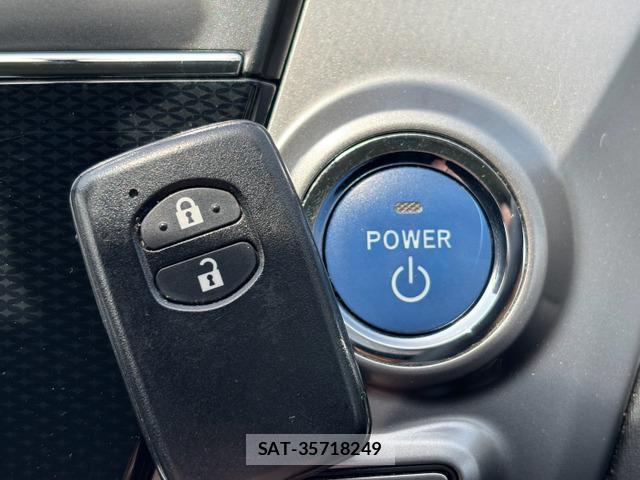 Toyota PRIUS ALPHA 2015-06 8373566-6