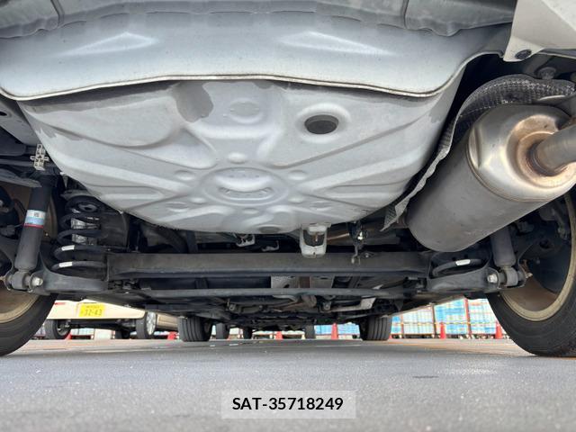 Toyota PRIUS ALPHA 2015-06 8373566-8