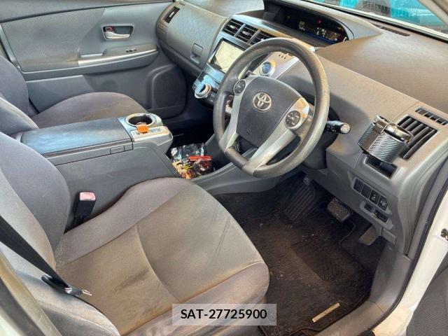 Toyota PRIUS ALPHA 2011-12 8373847-3